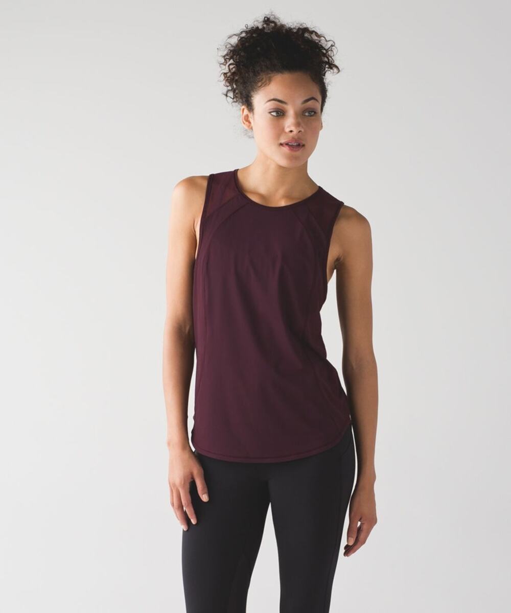Lululemon Sculpt Crew Neck Cut Out Activewear Tank Top Bordeaux Drama